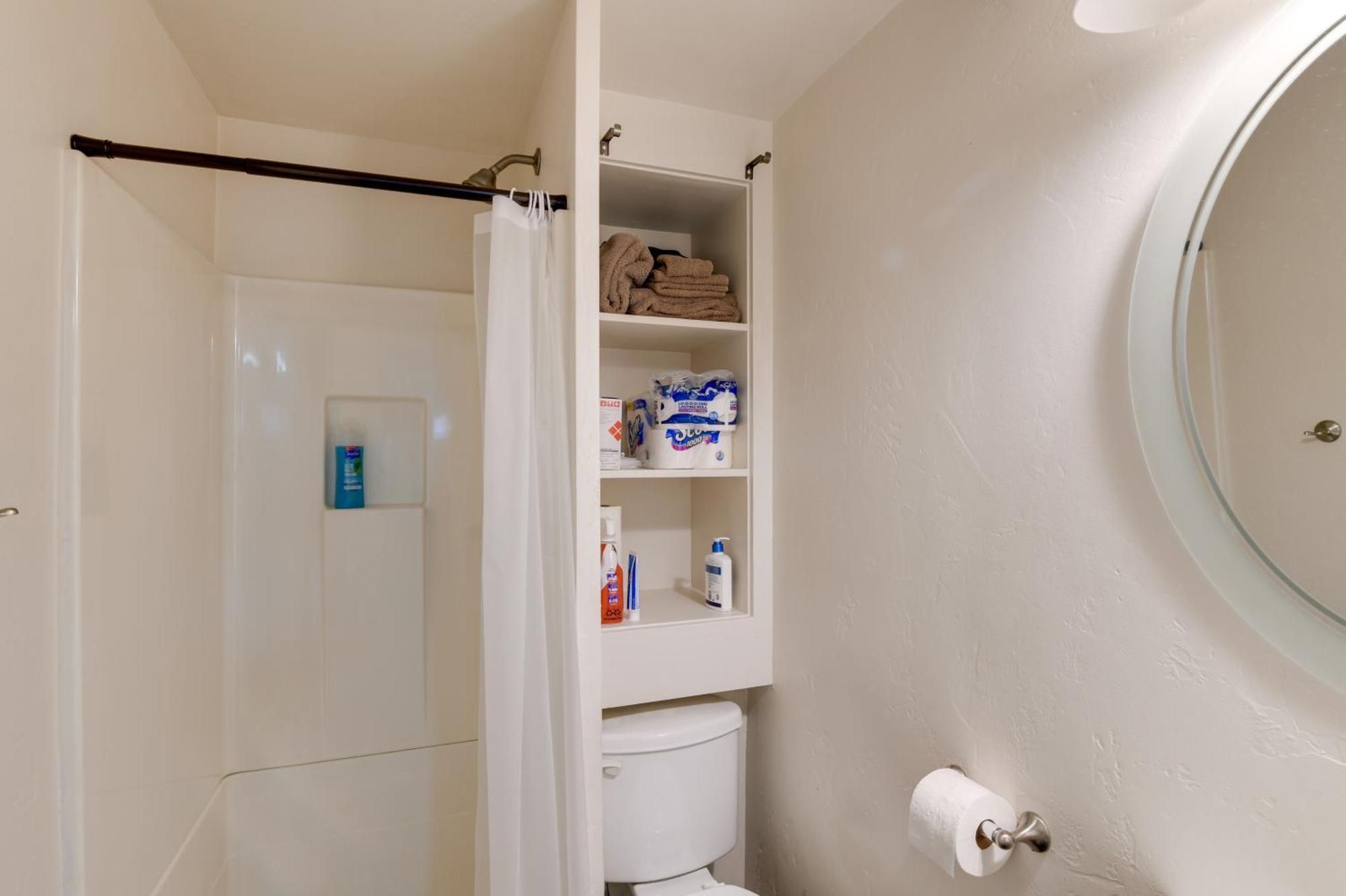 Cozy Anchorage Retreat Less Than 4 Mi To Downtown! Exterior photo