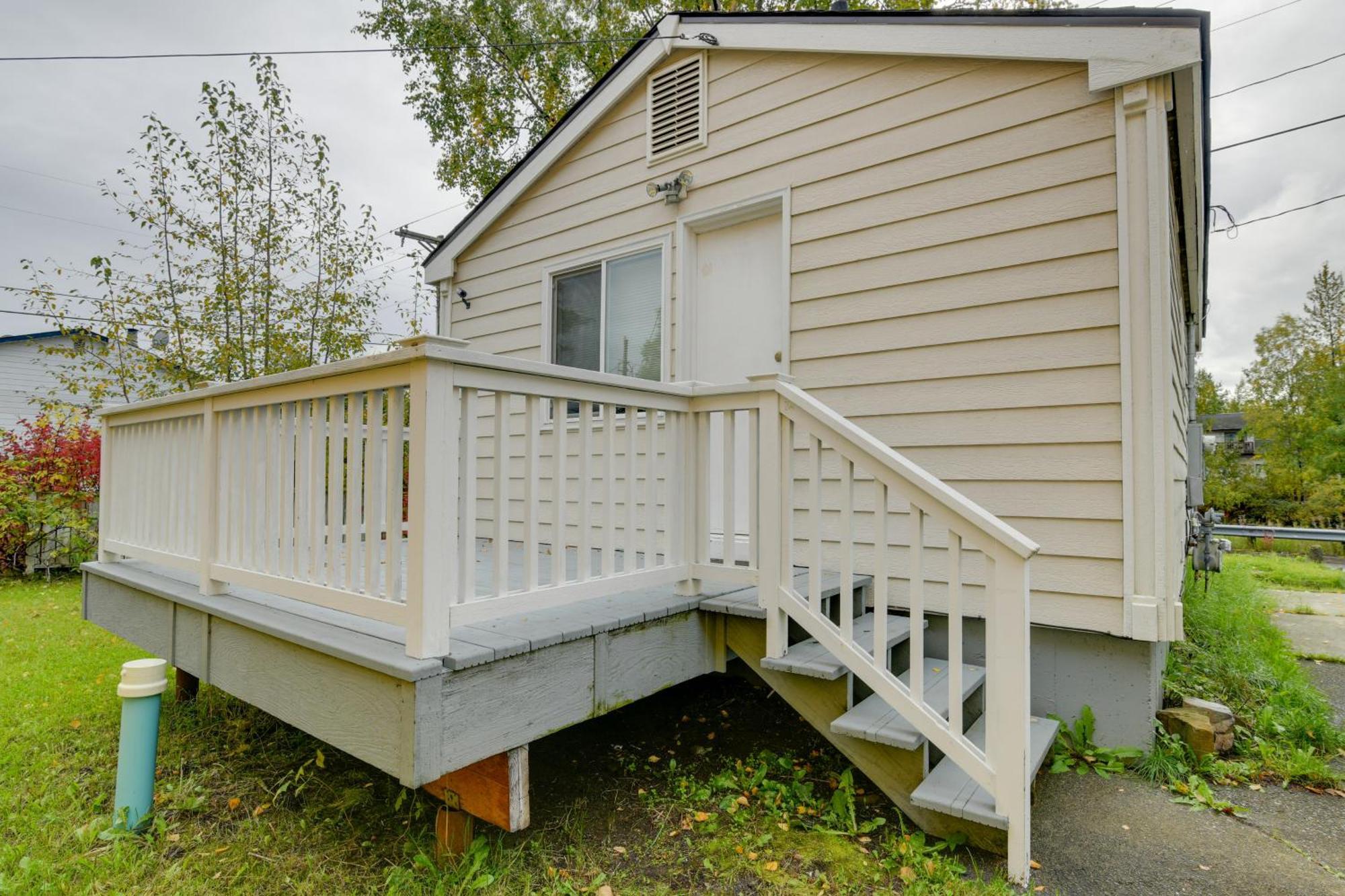 Cozy Anchorage Retreat Less Than 4 Mi To Downtown! Exterior photo