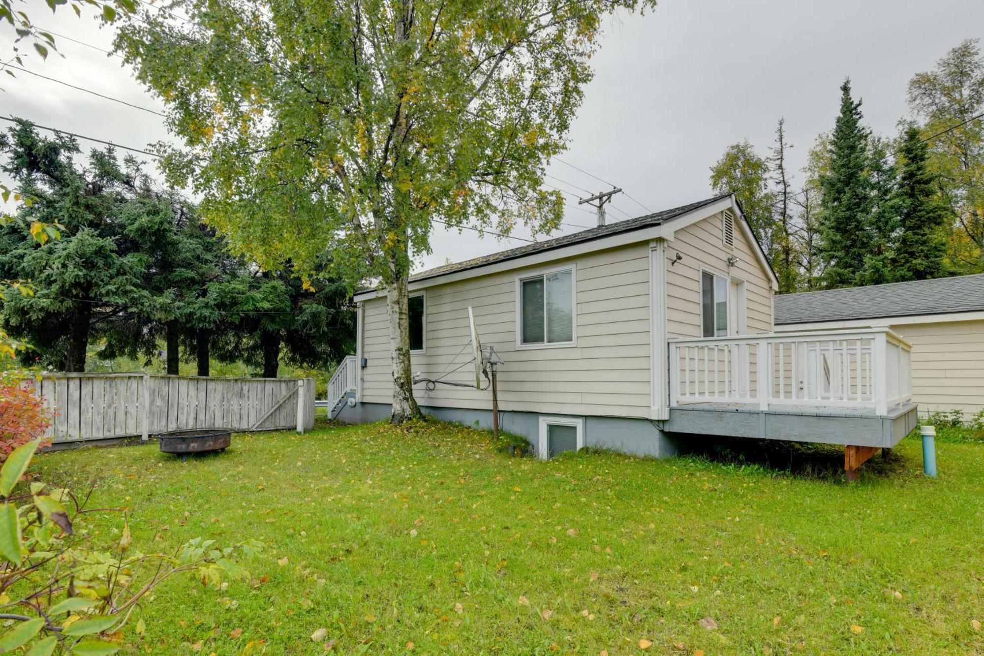 Cozy Anchorage Retreat Less Than 4 Mi To Downtown! Exterior photo